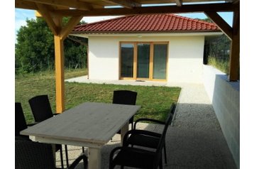 Vasaras māja Dudince 2